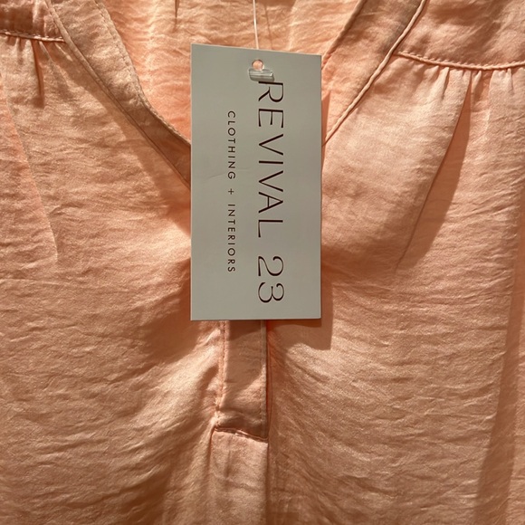 Kori Revival 23 women’s Small/Medium peach cap sleeve top NWT - Picture 3 of 7